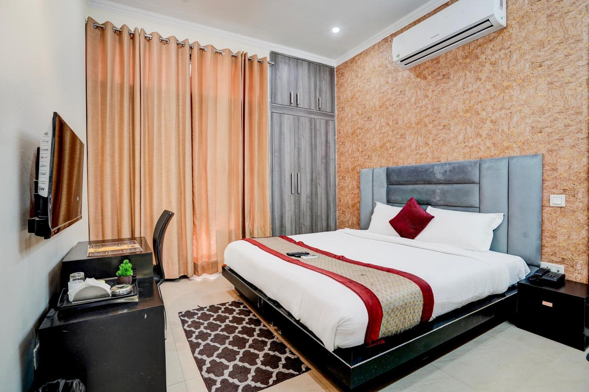 Fabexpress Next Home Gurgaon Eksteriør billede